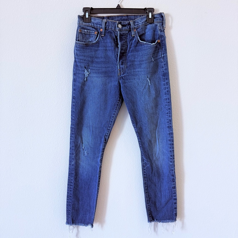 Levi's Women's Straight Leg Jeans - Medium Blue Distressed